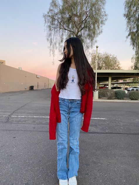 Radio Dolls Usa, Brielle 90s Jeans Outfit, Brielle 90s Jeans, Radio Dolls, Brielle Jeans, 90s Jeans Outfit, Jeans Brandy Melville, Kat Stratford, Brandy Melville Cardigan