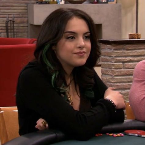 Jade Y Beck, Jade West Style, Jade Victorious, Jade West Victorious, Liz Gilles, Victorious Cast, Jade West, Liz Gillies, Elizabeth Gillies