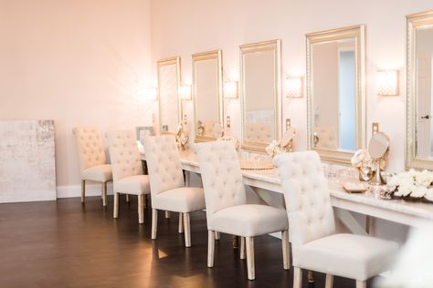 Bridal Suite Ideas, Bridal Suite Room, Bride Dressing Room, Bridal Suite Decor, Bridal Shop Decor, Bridal Dressing Room, Suite Room, Suite Ideas, Brides Room