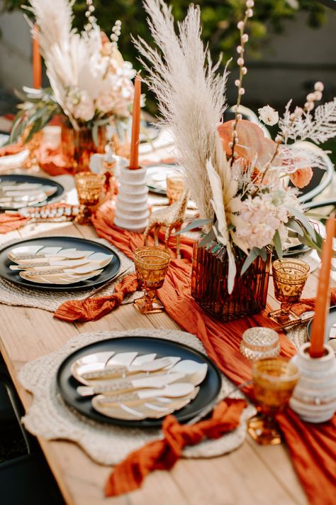 Lion King Themed Wedding, Boho Lion King Party, Wild And Free Birthday Party, Lion King Wedding Theme, Boho Safari Birthday Party, Safari Theme Wedding, Safari Gala, Safari Wedding Theme, Africa Theme Party