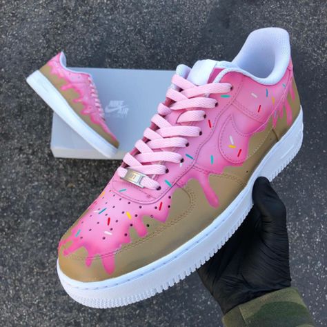 Pink Sprinkle Donut- Custom Nike Air Force 1's – B Street Shoes Donut Shoes, Custom Sneakers Nike, Painted Nikes, Custom Painted Shoes, Custom Shoes Diy, Sprinkle Donut, Nike Air Force 1s, Painted Sneakers, Unique Sneakers