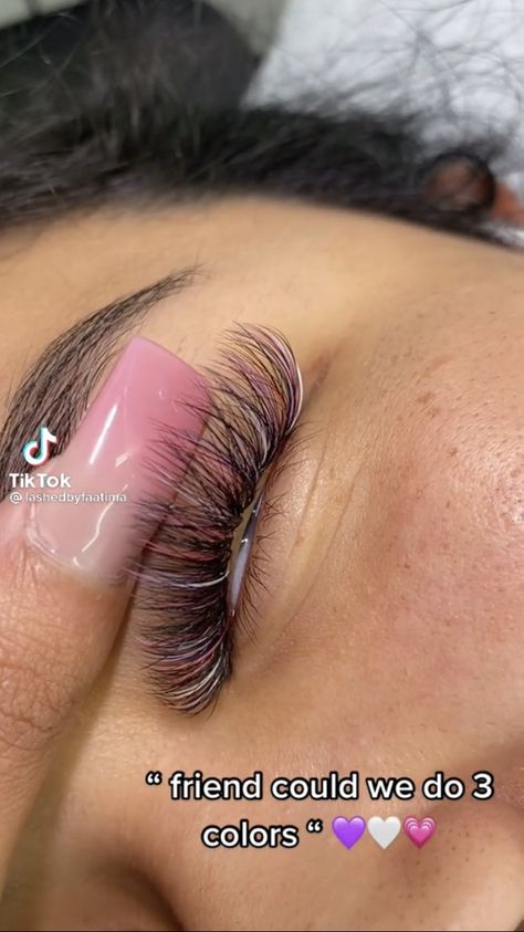 Natural Fake Eyelashes, Lashes Fake Eyelashes, Eyelash Technician, Lash Extensions Styles, Cat Eye Lash, Eyelash Extensions Styles, Perfect Eyelashes, House Of Lashes, Pretty Lashes