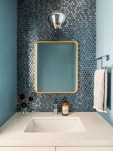 blue teal sink backsplash Dramatic Powder Room, Bathroom Trends 2020, Bathroom Decor Luxury, Bathroom Design Trends, Mosaic Bathroom, Interior Minimalista, Bathroom Top, Bathroom Trends, Diy Bathroom Decor