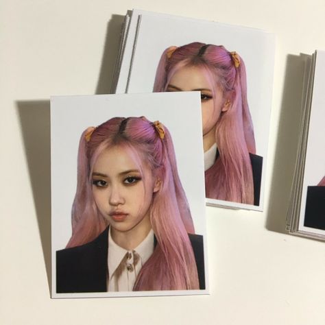 Kpop Grunge, Bp Rosé, Rose Park, Rose Icon, Girl Inspiration, Jairzinho, Rosé Blackpink, Blackpink Photos, Blackpink Rose