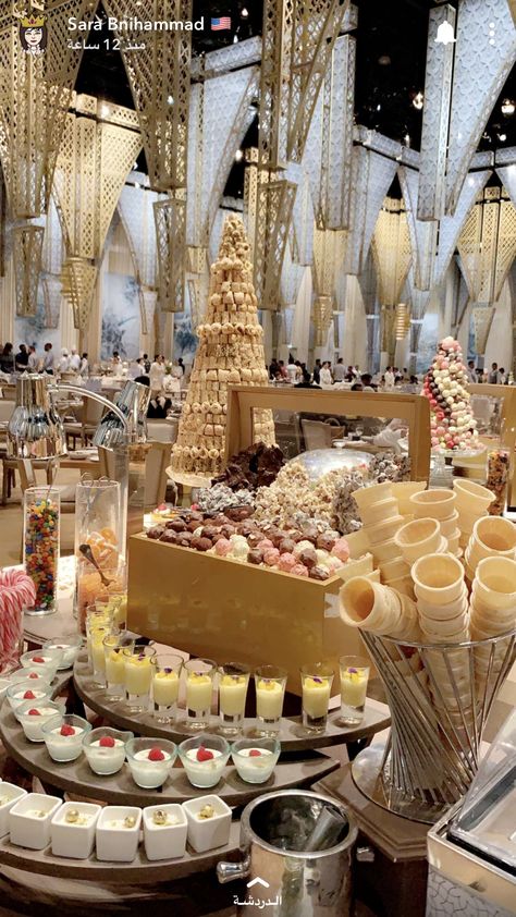 Fancy Food Setup, Buffet Luxury, Luxury Buffet Food, Luxury Wedding Dessert Table, Luxury Brunch Buffet, Luxury Wedding Food, Luxury Buffet, Luxury Catering Display, Luxury Catering