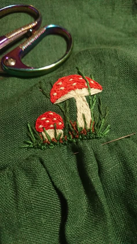 Mushroom Embroidery Sweater, Frog And Mushroom Embroidery, Mushroom Embroidery Shirt, Hand Embroidered Mushroom, Mini Mushroom Embroidery, Embroidery Patterns Mushrooms, Mushroom Embroidery Pattern Simple, Small Mushroom Embroidery, Tiny Mushroom Embroidery