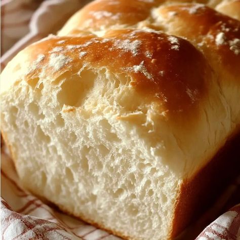 Amish White Bread Sweet Amish Bread, Amish White Bread Recipe Homemade, Amish Deserts, White Bread Recipes, Country White Bread Recipe, Fluffy White Bread Recipe, Amish White Bread Recipe, Soft White Bread Recipe, Amish Sweet Bread Recipe