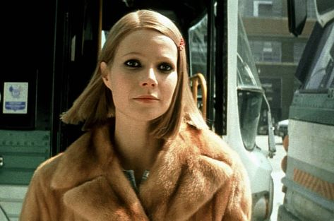 Margot Tannenbaum 80's Halloween Costumes, Wes Anderson Home, Awesome Halloween Costumes, Hollywood Halloween, Margot Tenenbaum, Film Analysis, Halloween Costumes 2014, Got Costumes, Royal Tenenbaums