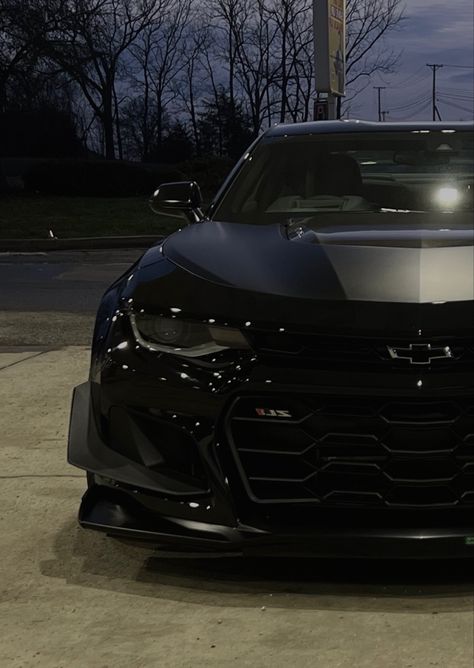 Matte Black Car Wrap, Black Camaro Aesthetic, Black Corvette Aesthetic, All Black Camaro, Black Sports Car, Camaro Black, Black Camaro, Camaro Car, Chevrolet Camaro Zl1