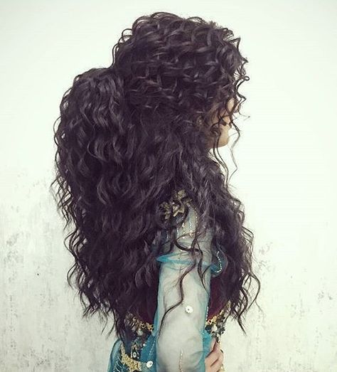 Long Curly Hair, Long Curly, Curly Hair, A Woman, Wall, Hair, Blue, White