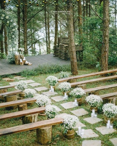 Diy Backyard Wedding Aisle, Wedding Seating Isle, Cheap Outdoor Wedding Decorations, Ceremony Benches Wedding, Wedding Ceremony Bench Decor, Backyard Wedding Ceremony Seating, Wedding Ceremony Benches Decor, Outdoor Wedding Ceremony Benches, River House Wedding