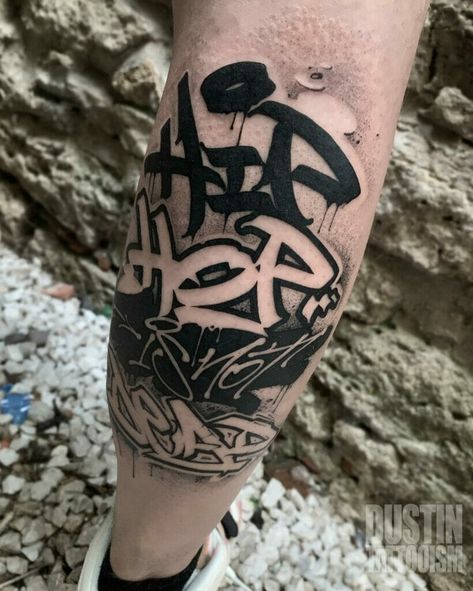 Street Art Graffiti Hip Hop Calf Tattoo Hop Tattoo Ideas, Hip Hop Tattoo Ideas, Hip Hop Tattoos, Hop Tattoo, Hip Hop Tattoo, Best Hip Hop, Graffiti Tattoo, Back Of Shoulder Tattoo, Shoulder Tattoos For Women