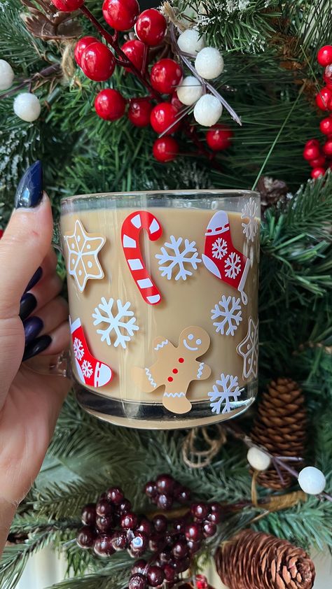 This libbey glass mug is the perfect holiday 🎄cup for all your holiday hot cocoas, peppermint mocha coffee and any holiday beverage you choose  🎄Details🎄 13oz clear glass mug  Design is made from  High quality, permanent vinyl that will withstand daily use and washings.  I strive for consistency and perfection, however, every item is hand-made with love, which means they may vary in color, size, etc.  Care Instructions:  Handmade with Love, So Handle with Care! Each cup comes with a care card Cricut Coffee Cup Ideas, Christmas Glass Cup Ideas, Coffee Mug Designs Creative, Christmas Mug Design, Christmas Cup Designs, Hot Chocolate Cups, Vinyl Mugs, Christmas Coffee Mugs, Christmas Mugs Diy