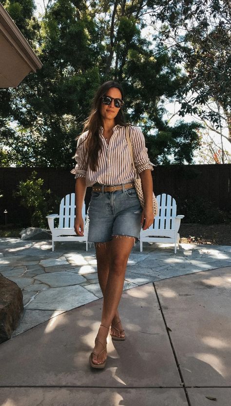 What I Wore This Week - Legit Mom Style by Natalie Borton Natalie Borton Style, Natalie Borton, Casual Oufits, Curated Closet, Pants Corduroy, Simple Summer Outfits, Olive Dress, Olive Green Dresses, Black Accessories