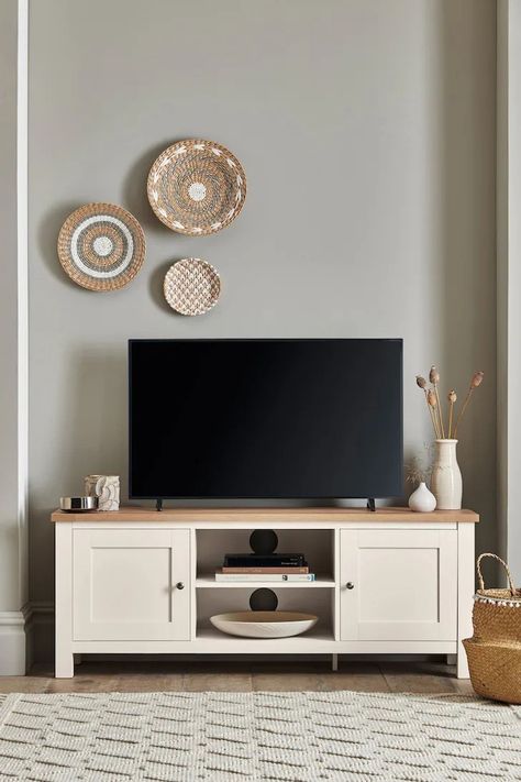 Wide Tv Stand, Oak Furniture Living Room, Floating Tv Unit, Tv Storage Unit, Oak Tv Unit, Oak Tv Stand, Cream Living Rooms, Corner Tv Unit, Tv Unit Decor