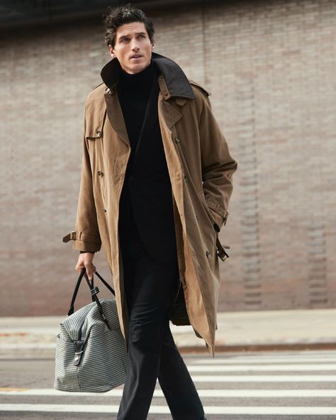 Khaki Trench Coat Outfit, Mens Wool Trench Coat, Sweatsuit Outfits, Shoulder Epaulettes, Brown Trench Coat, Khaki Trench Coat, Men's Trench Coat, Trench Coat Outfit, Classic Trench Coat