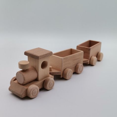 Nursery Natural Wood, Wood Train Toy, Wooden Push Toys, Waldorf Montessori, Natural Wood Toys, Wood Train, Locomotive Train, Wooden Toy Cars, Toy Trains Set