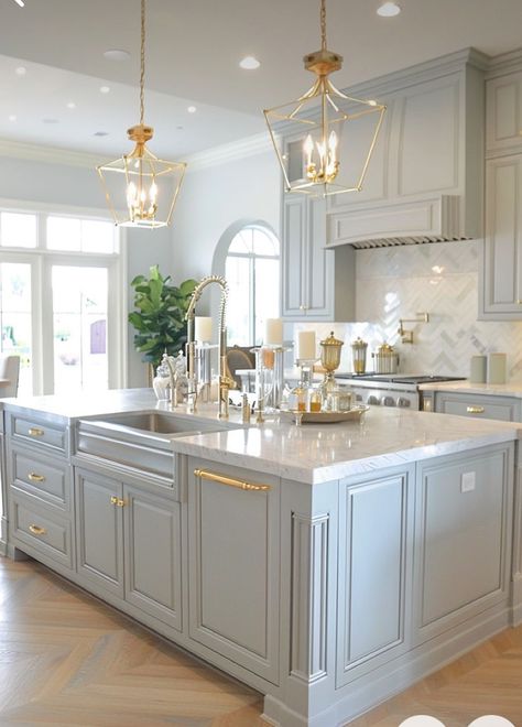 Modern Country House Kitchen, Gorgeous Kitchens Luxe, Modern Kitchen Design Luxury 2025, Dream Kitchen Design Luxury Modern, Dream Kitchen Ideas Luxury Modern, Beautiful Kitchens Luxury Modern, Elegant Kitchens Luxury, Elegant Kitchen Ideas, Dream Kitchen Design Luxury