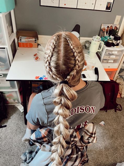 Competition Hairstyles, Tennis Hairstyles, Tennis Hair, Softball Hair, Cute Volleyball Hairstyles, Cute Sporty Hairstyles, Soccer Hairstyles, Volleyball Hair, Soccer Hair