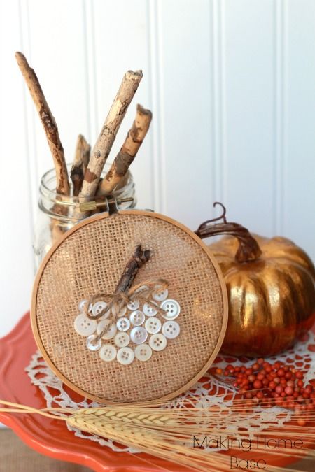 Hoop Pumpkin Repurpose Embroidery Hoop, Hoop Crafts, Pumpkin Paint, Diy Pumpkins Crafts, Embroidery Hoop Decor, Pumpkin Embroidery, Embroidery Hoop Crafts, Ideas Embroidery, Rustic Pumpkin