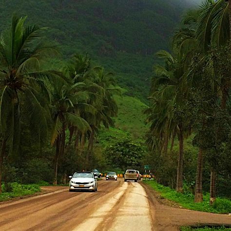 Salalah / Oman Desktop Moodboard, Dhofar Oman, Salalah Oman, Oman Travel, Sultanate Of Oman, Castles In Scotland, Salalah, Muscat, Beautiful Places In The World