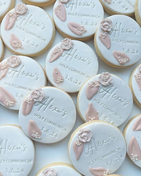 Gorgeous communion cookies I had the pleasure of making for my Beautiful niece on her first holy communion. Congratulations Alexa Zia Loves you so much 🫶🥰 . . . . . #communioncookies #communion #holycommunion #firstholycommunion Girl First Communion Party Ideas, Girls Communion Party Ideas, Communion Party Ideas, Communion Cookies, First Communion Decorations, Medical Quotes, Communion Decorations, First Communion Party, 1st Communion