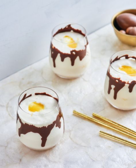 Baileys Cream Egg Float | Toast Easter Cocktail Recipes, Baileys Cream, Easter Cocktail, Tonic Cocktails, Easter Cocktails, Boozy Desserts, Creme Egg, Easter Baking, Cocktail Recipes Easy