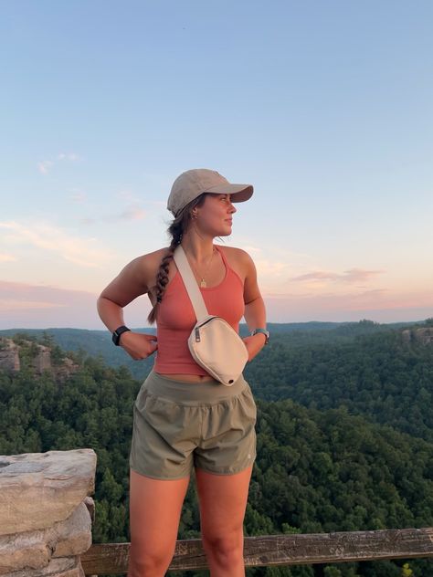 Camping Vacation Outfits, Nature Vacation Outfit, Cute Hiker Outfits Summer, Cute Trekking Outfit, Outdoorsy Aesthetic Outfits Summer, Vacation Core Outfits, Hiking Arizona Outfit, Mountain Vacay Outfits, Forest Hiking Outfit