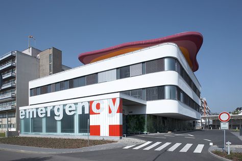 Emergency Pavilion in Teaching Hospital- Czech Republic- DOMY Healthcare Architecture, Hospital Architecture, Hospital Design Architecture, Bicycle Room, Hospital Emergency, Hospital Interior, The Pavilion, Hospital Design, Healthcare Design