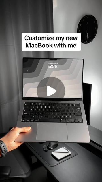 Easlo on Instagram: "Customize my new macbook with me. #apple #macbook #macbookpro #m3pro #unboxing" M1 Macbook Pro, Customize Macbook Desktop, I Mac Apple, Macbook Personalization, Macbook Pro M3, Macbook Unboxing, Macbook Decoration, Macbook Organization, Macbook Customization