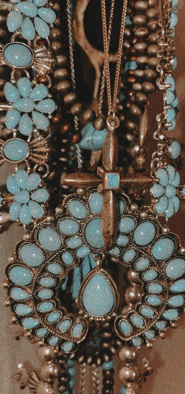 Cowgirl Aesthetic Wallpaper Turquoise, Turquoise Aesthetic Jewelry, Western Aesthetic Turquoise, Turquoise Aesthetic Western Wallpaper, Turquoise Country Aesthetic, Western Turquoise Aesthetic, Turquoise Cowgirl Aesthetic, Teal Western Aesthetic, Western Blue Aesthetic