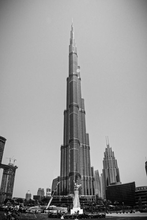 #Photo #Photography #Urban #Street #Streets #Streetphotography #Moody #B&W #B&Wphotography #Fullframe #Dubai #BurjKhalifa Burj Khalifa Black And White, Dubai Burjkhalifa, Gcse Art, Urban Street, Burj Khalifa, Full Frame, Photo Photography, Street Photography, Dubai