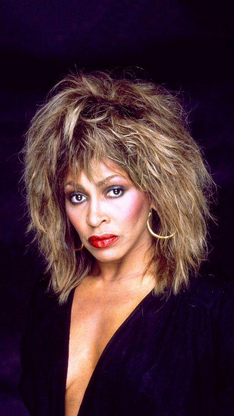 Tina Turner Wallpaper Tina Turner Costume, Tina Turner Proud Mary, Jimi Hendrix Poster, Divas Pop, 60 Hair, Famous People Celebrities, The Wedding Singer, Extraordinary Women, Tina Turner