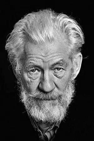 Ian McKellan Plus Burnley Lancashire, Vintage Actors, Sir Ian Mckellen, Douglas Booth, Dane Dehaan, 얼굴 드로잉, Ian Mckellen, Dan Stevens, Rowan Blanchard