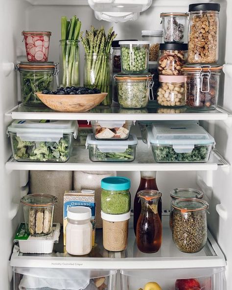 Healthy Fridge, Desain Pantry, House Organisation, Kitchen Organization Pantry, Fridge Storage, Kitchen Organisation, Refrigerator Organization, Fridge Organization, Home Organisation