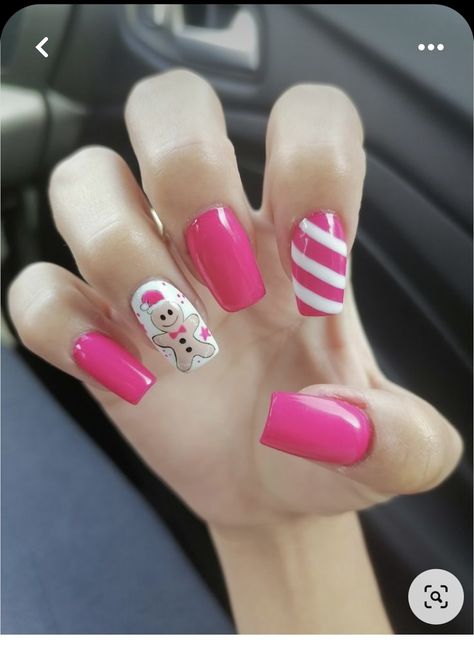 Pink Christmas Nails Acrylic Short, Pink Grinch Nails, Pink Gingerbread Nails, Tropical Christmas Nails, Hot Pink Christmas Nails, Bright Christmas Nails, Pink Xmas Nails, Holiday Nails Pink, Pink Christmas Nail Designs