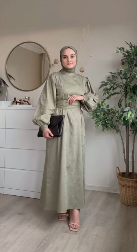 Simple Bridesmaid Dresses Hijab, Baju Sage Green, Sage Green Bridesmaid Dresses Hijab, Sage Dress Hijab, Bridesmaid Sage Green Hijab, Hijau Sage Dress Hijab, Baju Sage Green Hijab, Dress Hijab Sage, Dress Sage Green Hijab