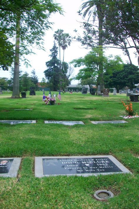 Doug McClure Gravesite Doug Mcclure, Famous Graves, Tv Westerns, The Virginian, Film Star, Television Show, Actors, Film, Tv