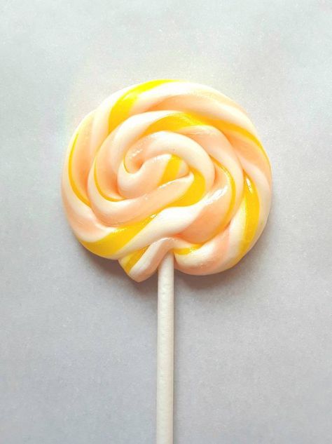 Big Lollipops, Candy Lollipops, Swirl Lollipops, Christmas Lollipops, Yellow Candy, Lollipop Candy, Bachelorette Favors, Tropical Punch, Root Beer Float