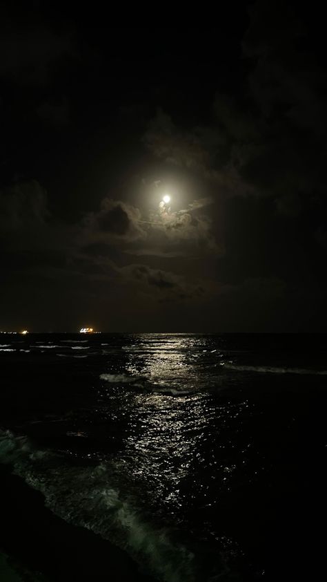 moonlight on the beach | waves The Ocean, Beach Waves, Ocean At Night, Son Goku, At Night, The Moon, The Beach, Blogger, Moon