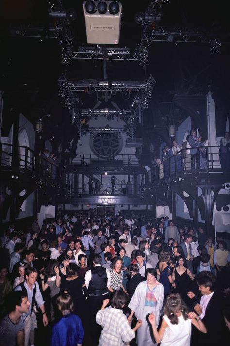 The 12 most iconic and historic New York City nightclubs of all time: Limelight Arte Pop Up, Berlin Club, Rave Aesthetic, Club Nightclub, Nightclub Design, Minimal Techno, New York Night, Clubbing Aesthetic, Studio 54