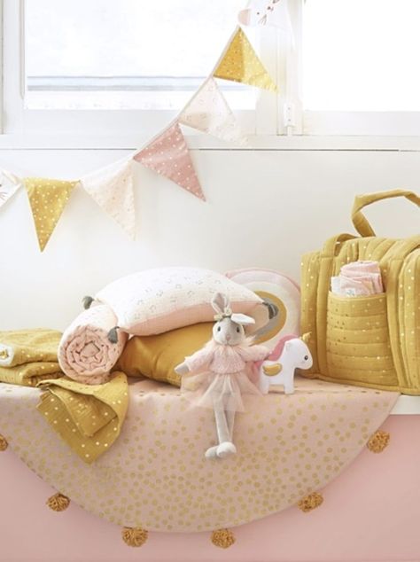 Yellow Pink Kids Room, Pink And Yellow Nursery Ideas, Pink Yellow Nursery, Pink And Yellow Nursery Girl, Yellow And Pink Room, Pink And Yellow Room, Yellow And Pink Bedroom, Honey Nursery, Pink And Yellow Nursery