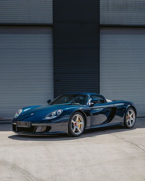 Navy Car, Porsche Collection, Porsche Gt, Carrera Gt, Porsche Carrera Gt, Photos Quotes, Hummer Cars, Porsche Motorsport, Vintage Porsche