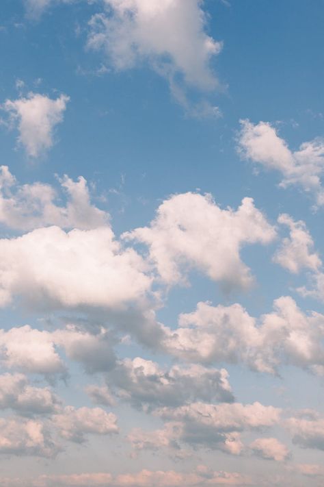 Sky Textures, Beautiful Clouds, Light Blue Aesthetic, Clouds Photography, Night Sky Wallpaper, Sky Sea, Sky Pictures, Cloud Wallpaper, Sky Photos