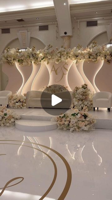 Luxury Wedding Decor Reception Decorations, Modern Luxe Wedding, Luxury Event Decor, Luxury Weddings Reception, Afghan Wedding, Modern Luxe, Wedding Event Decor, Luxe Wedding, Wedding Styling