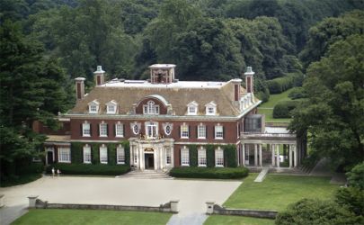 * Old Westbury Gardens, Long Island Mansion, Westbury Gardens, Old Westbury, American Mansions, English Houses, English Manor Houses, Dream Mansion, Georgian Architecture