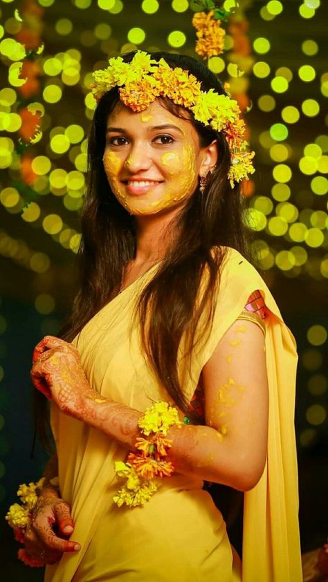 # #haldi outfits #outfit #dresses #background #wallpaper Haldi Photography Ideas, Haldi Look For Bride, Haldi Poses For Bride, Wedding Photography Poses Bridal Party, Haldi Photoshoot, विवाह की दुल्हन, Haldi Ceremony Outfit, Indian Bride Poses, Indian Bride Photography Poses