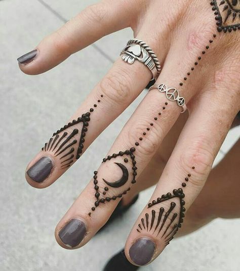 Wiccan Henna Designs, Spooky Henna Designs, Henna Halloween Designs, Witchy Henna Designs, Halloween Henna Design, Witchy Henna, Goth Henna, Space Henna, African Henna