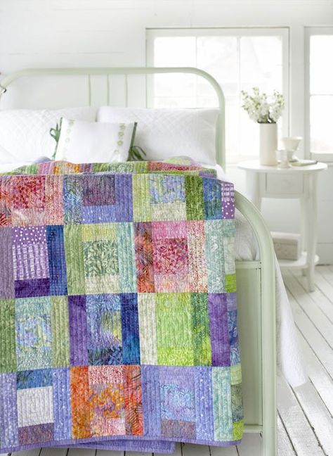 Top Batik Pattern: Splashes of Color Love Quilt Pattern, Bed Quilt Patterns, Quilt Modernen, Batik Quilts, Basket Pattern, Strip Quilts, Patchwork Quilting, Wall Quilts, Free Quilting