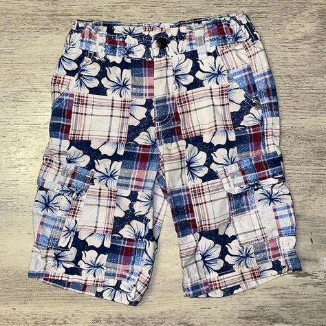 EUC Crazy 8 Plaid Hawaiian Hibiscus Flowers Cargo... - Depop Crazy 8, Hibiscus Flowers, Cargo Shorts, Costume Design, Hibiscus, Plaid